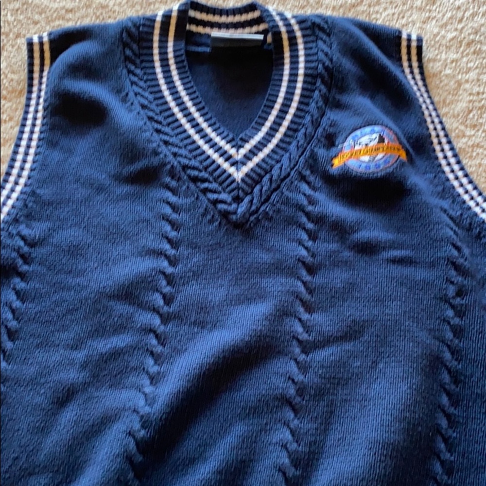 Men’s sweater